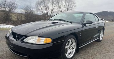 Гость из 90-х: обнаружен 29-летний заряженный Ford Mustang в новом состоянии (фото)