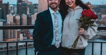 Девушка ради смеха вышла замуж за незнакомца, полюбила его и передумала расставаться