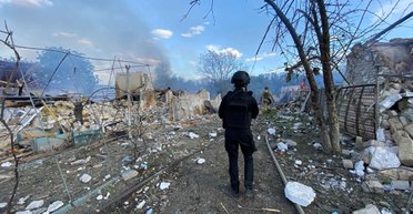 "Одним ударом знищена вулиця": РФ вперше атакувала Харківщину дообладнаною ФАБ-1500 (фото)