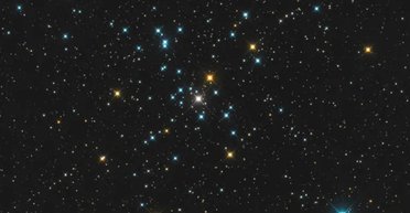 Зірки можуть бути червоними, блакитними і жовтими: чому не можна побачити зелену зірку (фото)