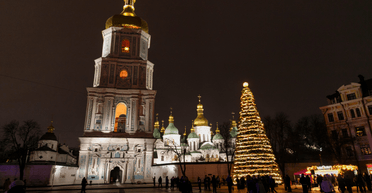 Комендантська година на Новий рік і Різдво: чи скасують в Україні обмеження на свята