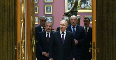 Новая ось зла. К чему приведут "ядерные планы" Путина и Лукашенко