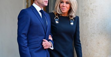 "Брижит Макрон – мужчина": в США обещают доказать "трансгендерность" жены президента Франции