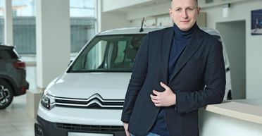 "Качественный сервис и помощь государству — наши приоритеты сегодня", — СЕО Stellantis Украина Руслан Акимов