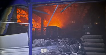 Удар ЗС РФ по Дніпру: зруйновано депо та вокзал, у мережі показали кадри наслідків атаки (фото)