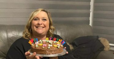 "Залежна від чипсів": жінка набрала 127 кілограмів і не змогла змиритись зі своєю вагою