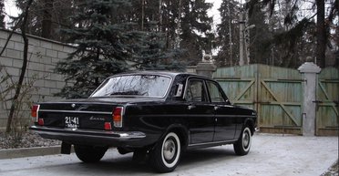 "Горбатий", "буханка" і "пиріжок": які найпопулярніші прізвиська були у радянських авто (фото)