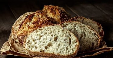 Домашній хліб у рукаві: оригінальний рецепт смачної випічки