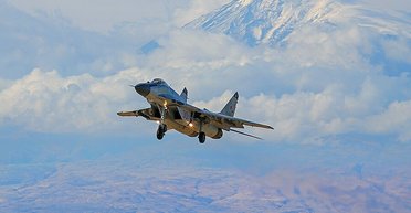 Пробрались несмотря на охрану: в Венгрии с аэродрома похитили локаторы с истребителей МиГ-29