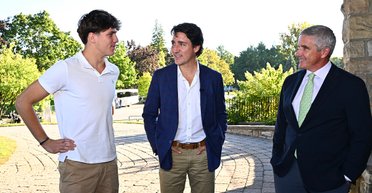 Сина Джастіна Трюдо розкритикували після анонсу дебютної пісні (відео)