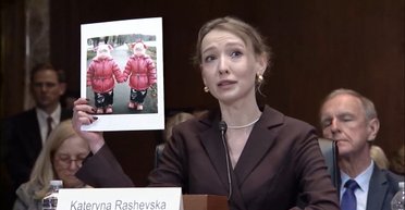 Россия отправляет похищенных украинских детей в лагеря в Северной Корее на "перевоспитание"