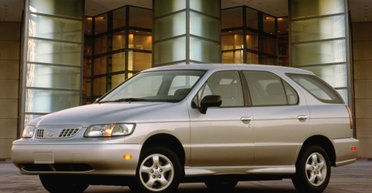 Предтеча Leaf: в интернете показали малоизвестный серийный электромобиль Nissan 90-х (фото)