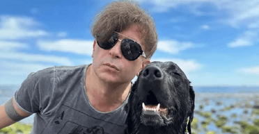 Массовая мобилизация в РФ: лидер группы "Би-2" заявил, что россиянам поголовно рассылают повестки