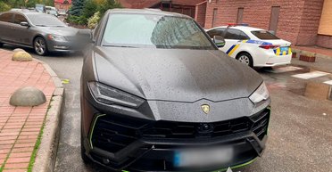 В Киеве в элитном авто нашли мертвым известного 32-летнего блогера (фото)