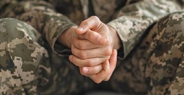 Догляд за батьком у 2025: як отримати відстрочку та правильно оформити документи