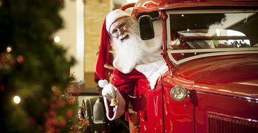 10 "опасных" рождественских песен, которых следует избегать водителям