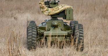 Устроят засаду, но есть проблемы: ВСУ испытали наземные дроны на оптоволокне (фото)