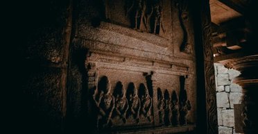 Гробница Дракулы найдена в Италии: после 500 лет обнаружили могилу кровавого князя Влада Цепеша