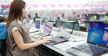 Найкращі недорогі ноутбуки 2024 року: моделі для роботи, навчання, ігор, розваг (відео)