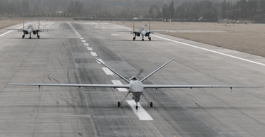 Дрон GJ-2 научился запускать ракеты при поддержке истребетелей: что это даст армии Китая