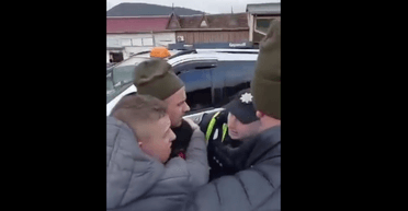 В соцсетях опубликовали видео конфликта с правоохранителями и обвинили ТЦК