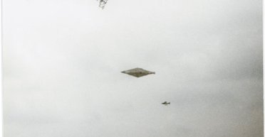 Мужчина разрушил миф об НЛО, который снял самолет воздушных сил США (фото)