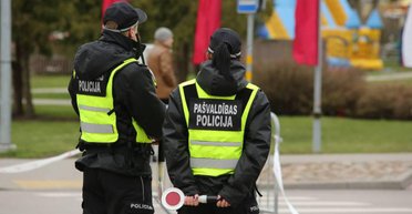 Полиция Латвии будет штрафовать водителей за наклейки "Я — русский" на авто