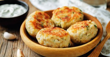 Диетические котлеты из индейки в духовке: получается некалорийно и очень вкусно