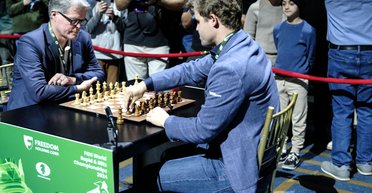 Один із найкращих шахістів світу з'явився в джинсах на змаганнях: це змінило правила (фото)