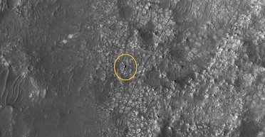 Аппарат NASA запечатлел два рукотворных объекта на поверхности Марса (фото)