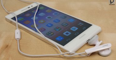 Huawei Ascend P7 — стильный середнячок