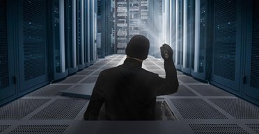 Ограбления века. Великие кражи, которых могло не быть, и похожие случаи в Украине