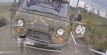 "Эффект неожиданности": в сети показали, как украинские дроны-"ждуны" уничтожают ВС РФ (видео)