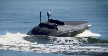 Украинские морпехи показали собственный надводный дрон Barracuda: что известно (видео)