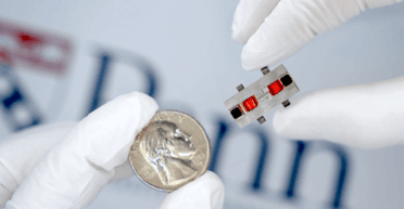 Гранат в помощь: деталь размером с монетку может произвести революцию в беспроводной связи