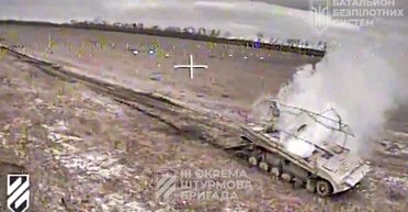 Попали в МТ-ЛБ, багги и пехоту: в 3 ОШБр показали, как уничтожают ВС РФ возле Авдеевки (видео)