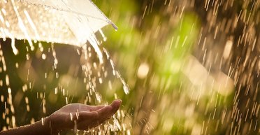 Прогноз погоди на сьогодні: де похолодає, а де чекати на спеку до +37 градусів (карта)