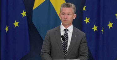 Вместо прямых поставок: Швеция планирует помогать Украине по-новому, — министр обороны