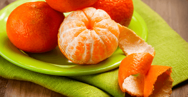 Необычные способы использования мандариновой кожуры: 9 полезных вариантов