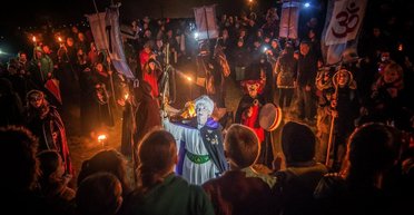 Без черного кота и тыквы: настоящая ведьма рассказала, как празднует Хэллоуин