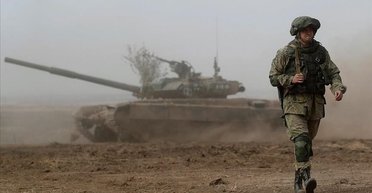 Вывозят ликвидированных без остановки: под Мариуполем "прилетело" по базам ВС РФ (карта)