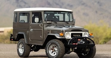 Старий позашляховик Toyota пішов із молотка дорожче за новий Land Cruiser Prado (фото)