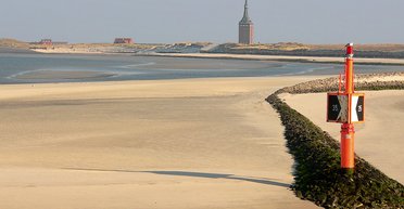 Не хватает желающих: жители курортного острова ищут мэра по объявлению в газете