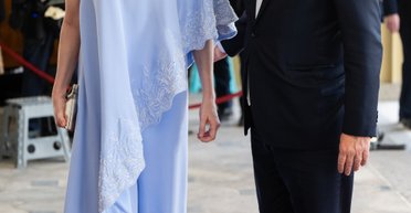 Королі та королеви: хто відвідав прийом Чарльза ІІІ за день до коронації (фото)