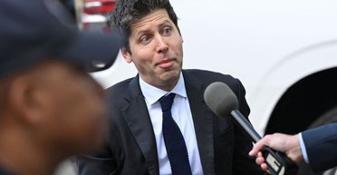 Звільнений! Творець ChatGPT більше не очолює OpenAI: що тепер буде з популярним чат-ботом