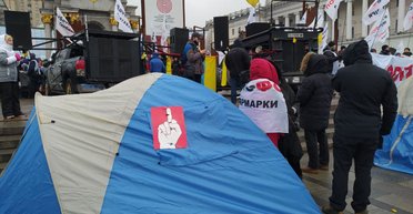 Протест ФОПов: на Майдане установили палатки и расходиться не собираются
