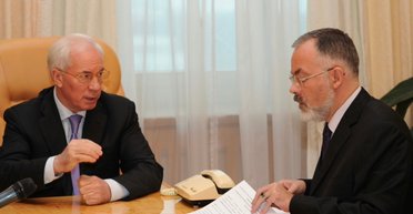 Зеленский утвердил санкции против экс-министров Азарова и Табачника: кто еще в списке