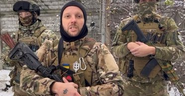 Актера из сериала "Глухарь" Кирилла Канахина в РФ заочно приговорили к пожизненному сроку