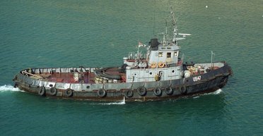 "Не заметил" барьер: OSINT-аналитики установили точку удара дрона по буксиру "Сатурн" (фото)