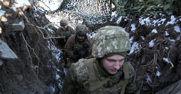 Весеннее обострение. Зачем Зеленскому встречаться с Путиным и войдут ли США в переговоры по Донбассу